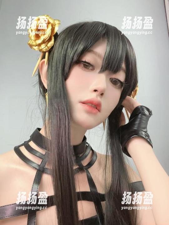 对不起，我又想下载趴趴捣蛋陌的长腿cos了，真是受不了。