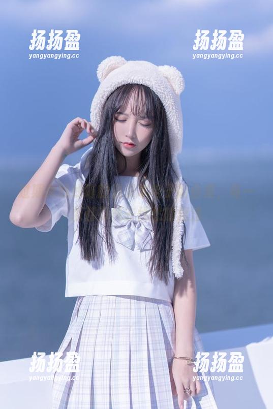 过期米线线喵的温泉本电子版合集，每一张都有洗去忧愁的魔法