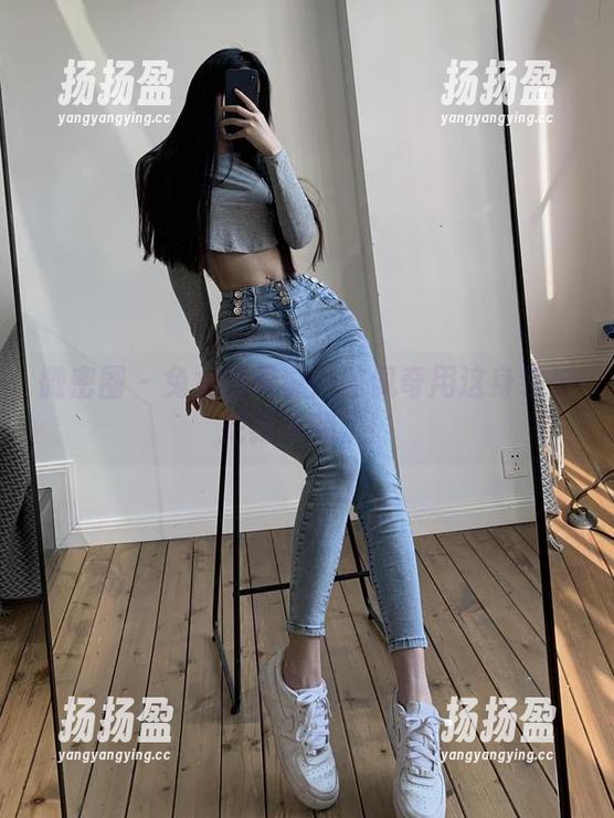 微密圈 - 兔女郎写真：陈佩奇用这身装扮把我乐翻了！