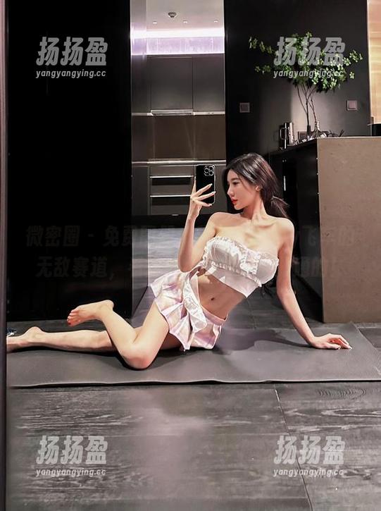 微密圈 - 免费图册：黎允熙baby飞车的无敌赛道，看得我小心肝扑通扑通的！